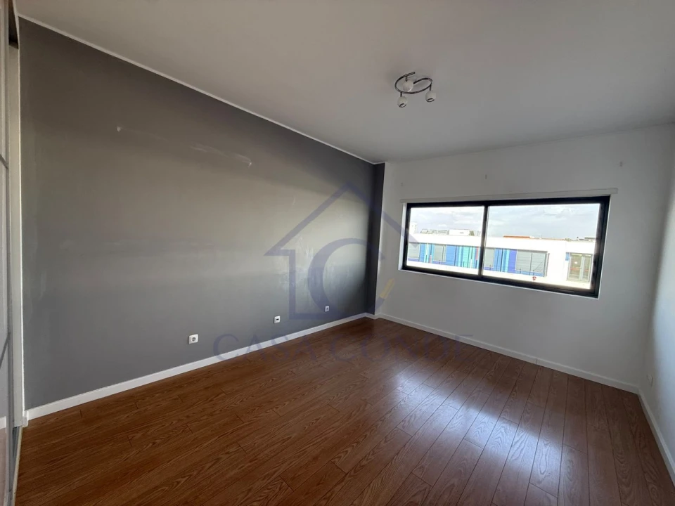 Apartamento T2 para Venda em Fernao Ferro Foto 10