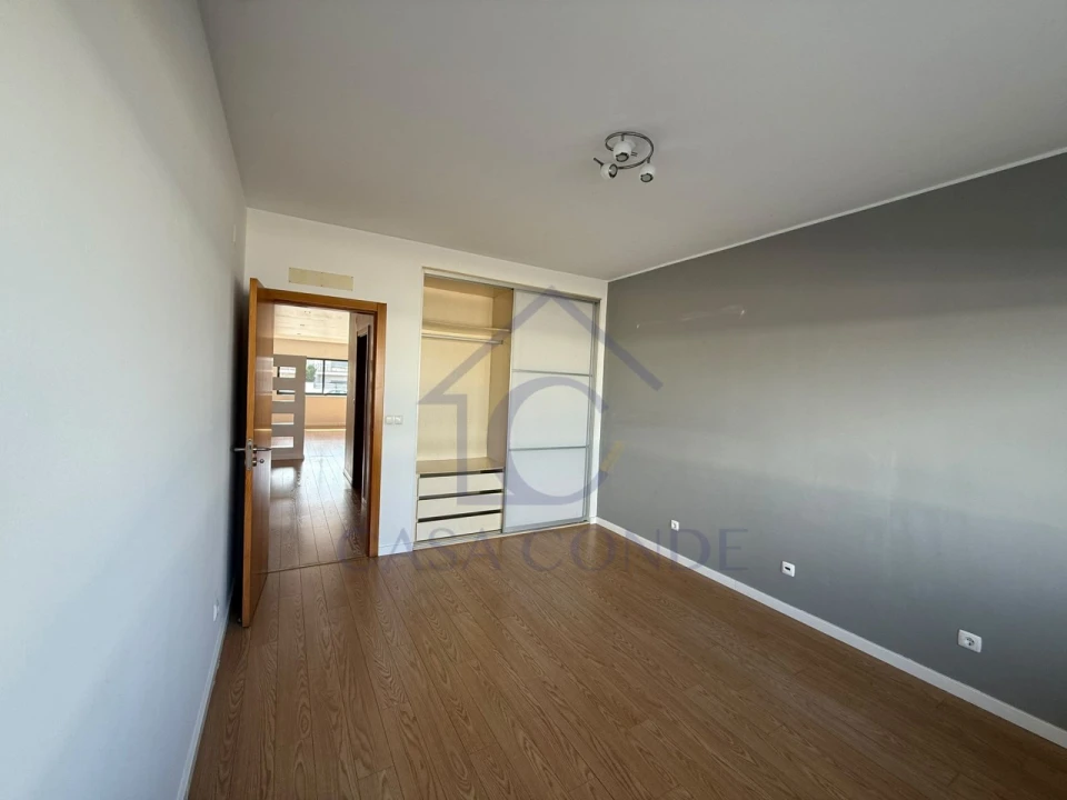 Apartamento T2 para Venda em Fernao Ferro Foto 11