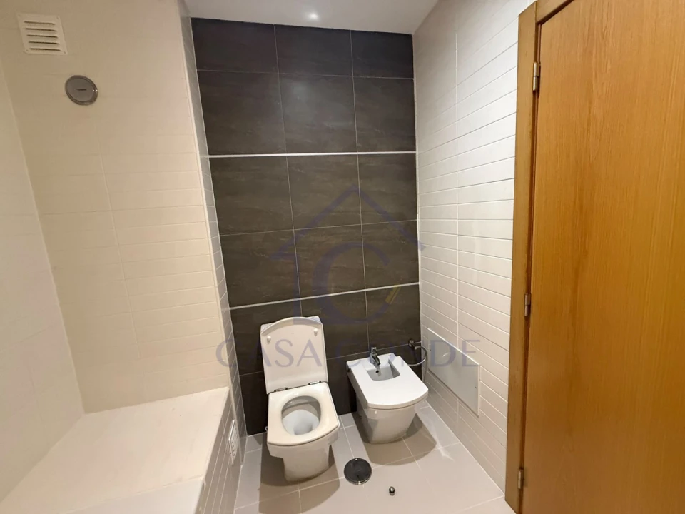 Apartamento T2 para Venda em Fernao Ferro Foto 13