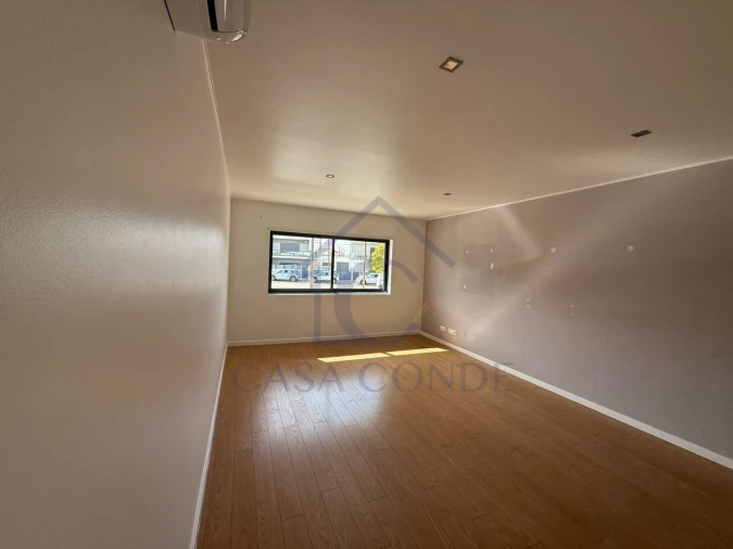 Apartamento T2 para Venda em Fernao Ferro Foto 4