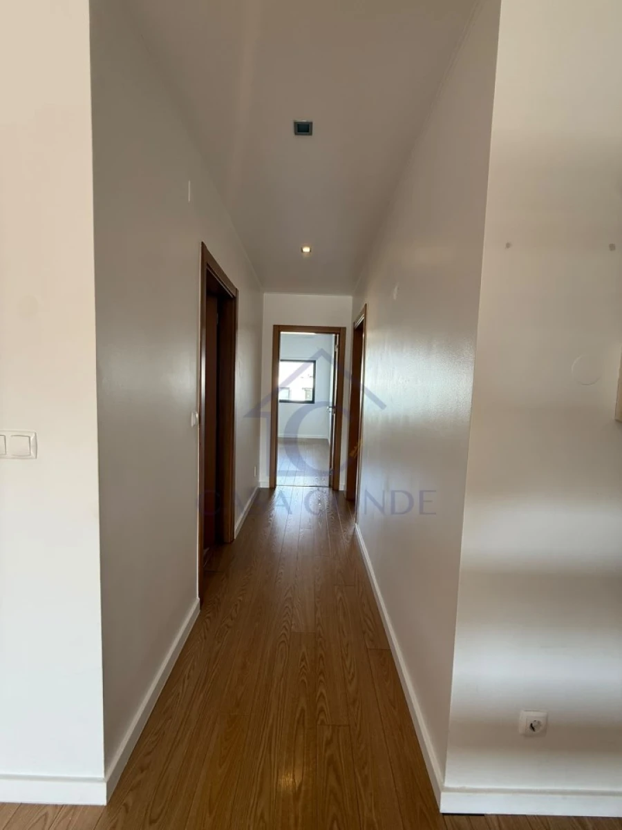 Apartamento T2 para Venda em Fernao Ferro Foto 12