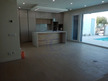 Moradia T4 para Venda em Azeitão (São Lourenço e São Simão)