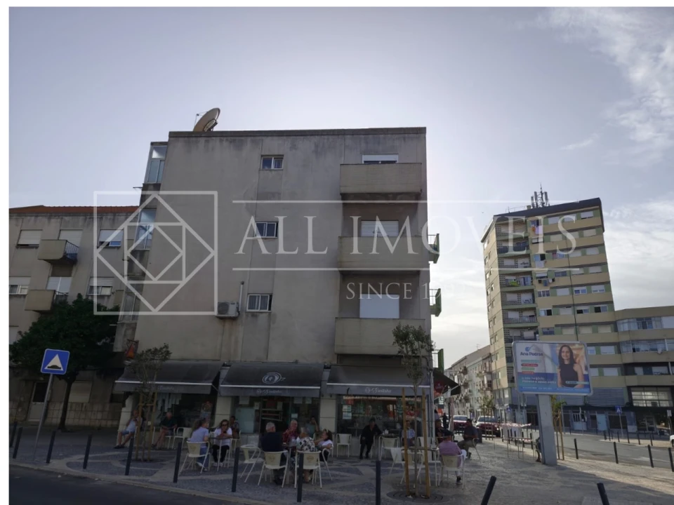 Apartamento T3 para Venda em Barreiro e Lavradio Foto 14
