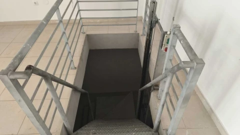 Loja para Venda em Torres Novas (Santa Maria, Salvador e Santiago)