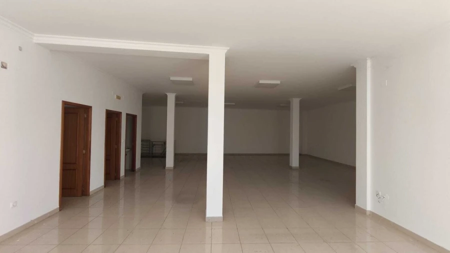 Loja para Venda em Torres Novas (Santa Maria, Salvador e Santiago) Foto 6