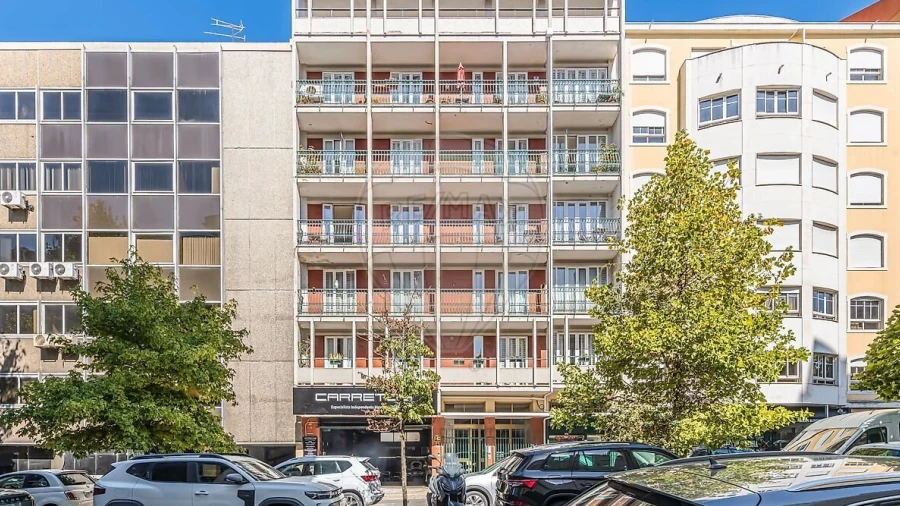 Loja para Arrendamento em Avenidas Novas