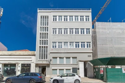 Loja para Arrendamento em Alvalade
