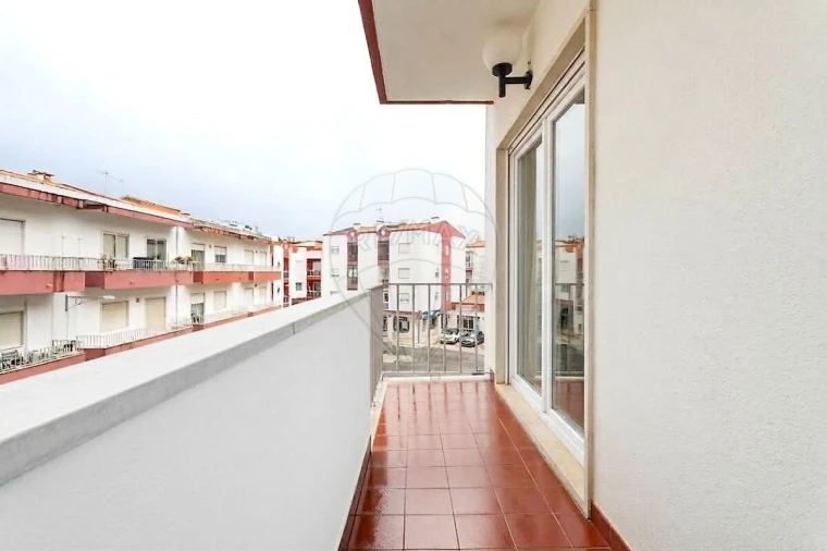 Apartamento T3 para Venda em Malveira e São Miguel de Alcainça Foto 17