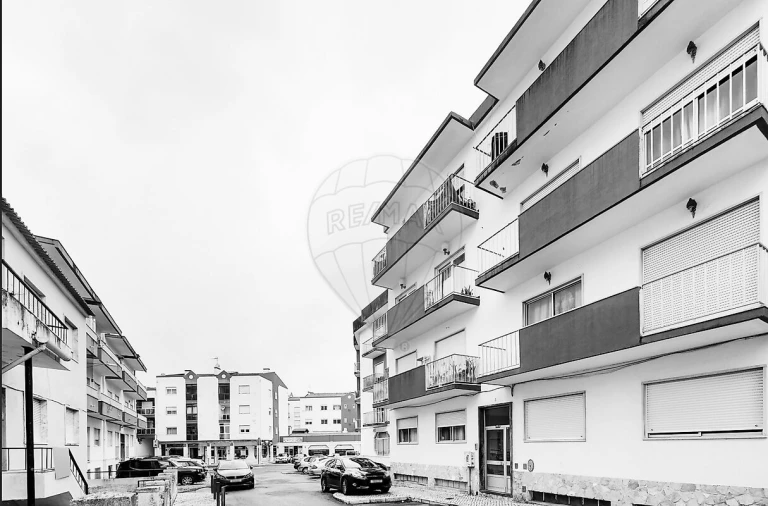 Apartamento T3 para Venda em Malveira e São Miguel de Alcainça Foto 18