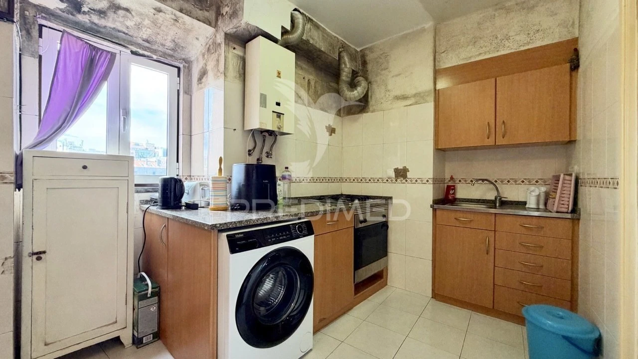 Apartamento T2 para Venda em Santo António Foto 2