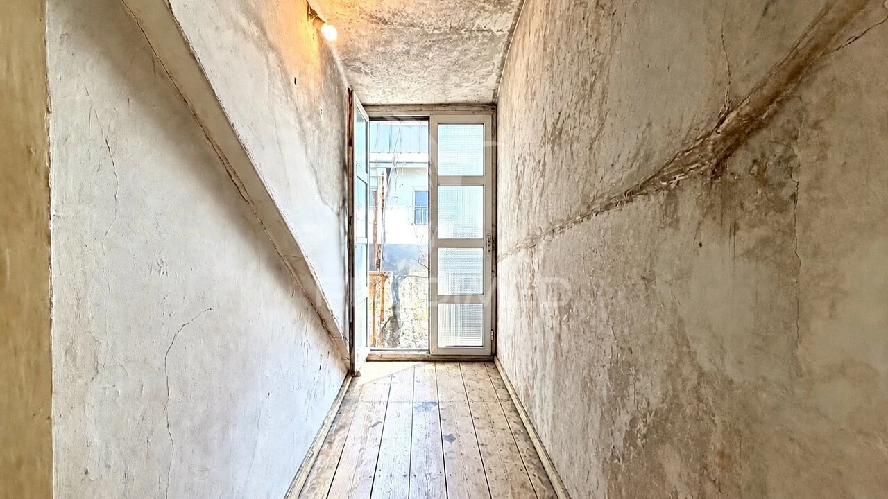 Apartamento T2 para Venda em Santo António Foto 29