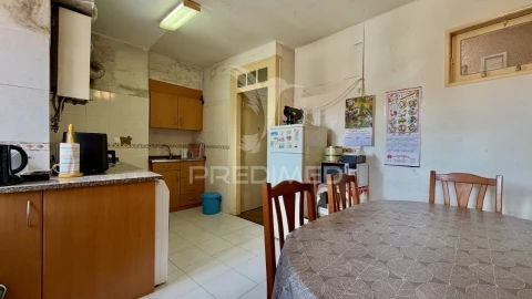 Apartamento T2 para Venda em Santo António