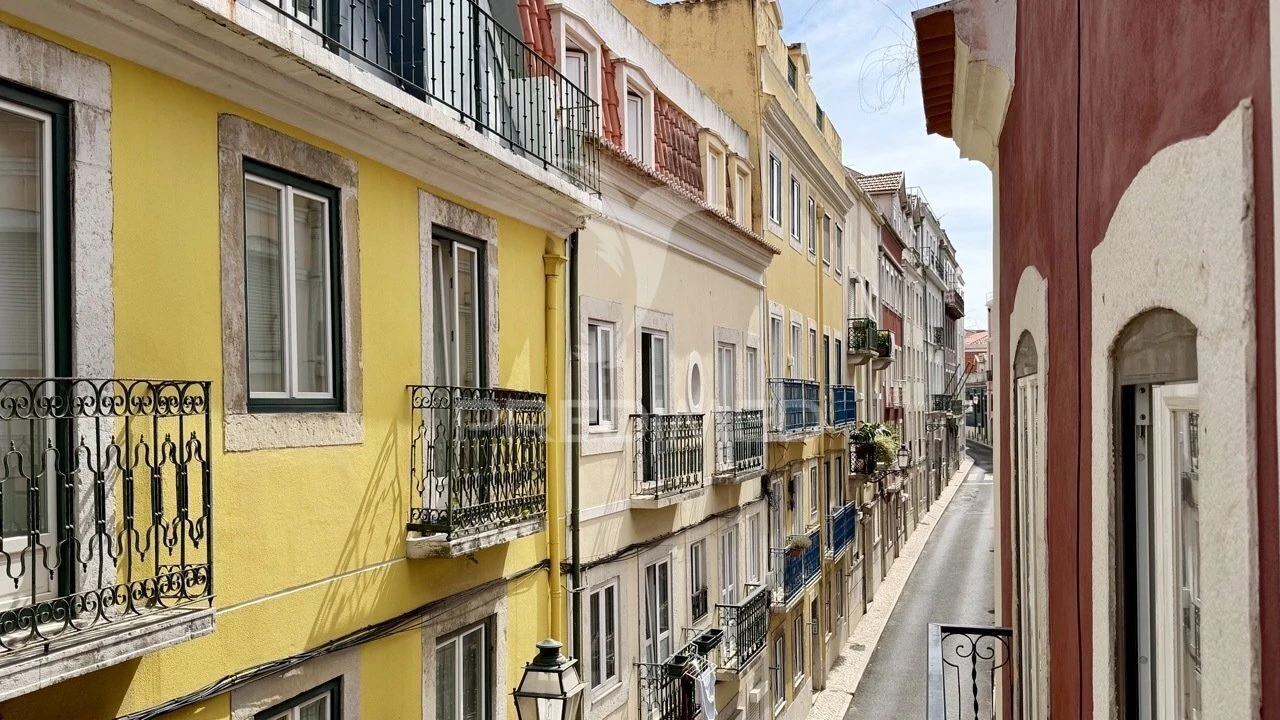 Apartamento T2 para Venda em Santo António Foto 31