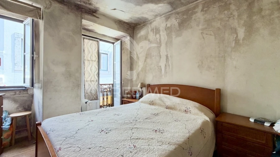Apartamento T2 para Venda em Santo António Foto 18