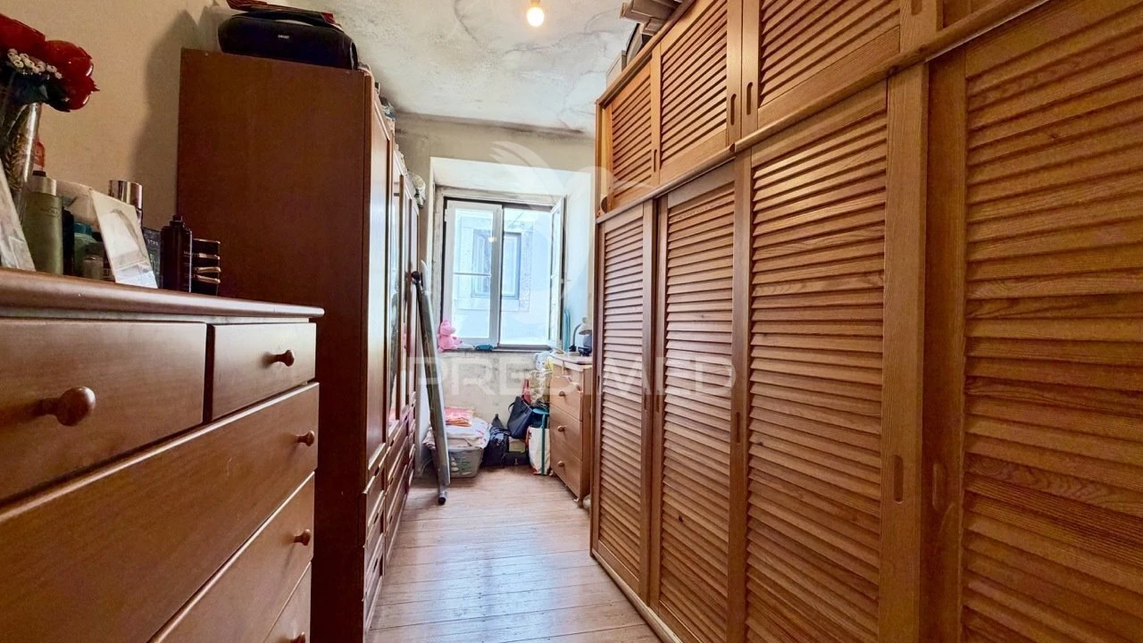 Apartamento T2 para Venda em Santo António Foto 12