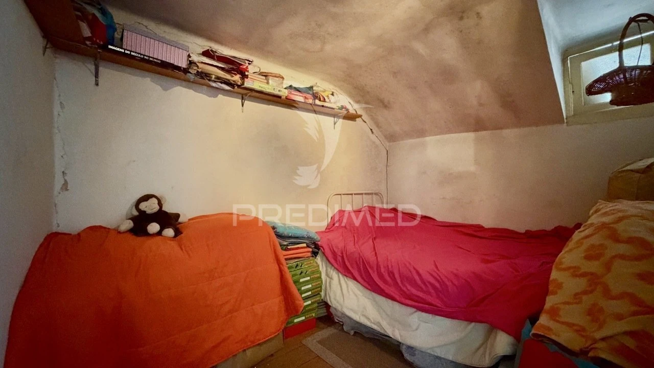 Apartamento T2 para Venda em Santo António Foto 29