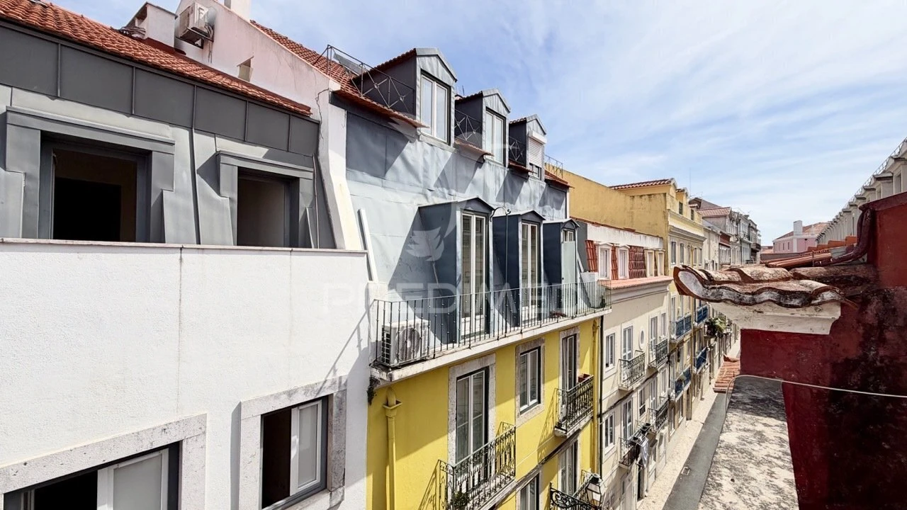 Apartamento T2 para Venda em Santo António Foto 33