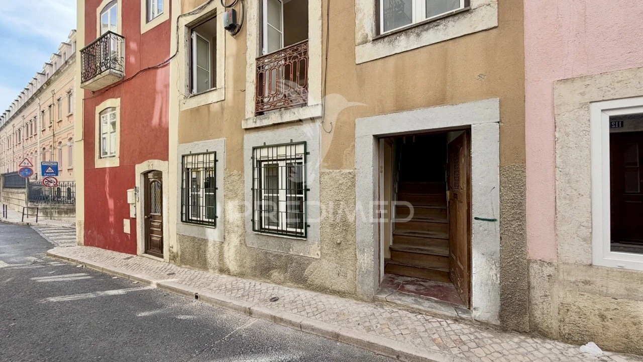 Apartamento T2 para Venda em Santo António Foto 34