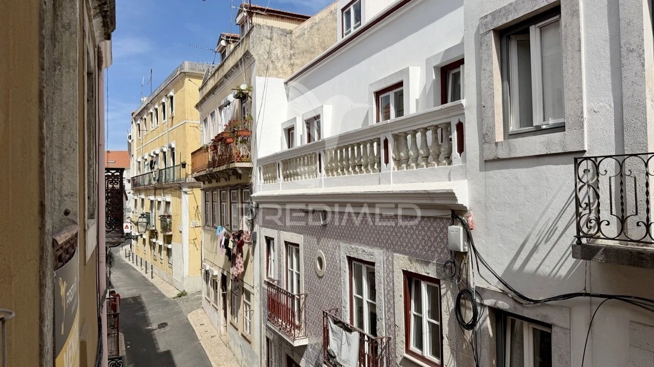 Apartamento T2 para Venda em Santo António Foto 16