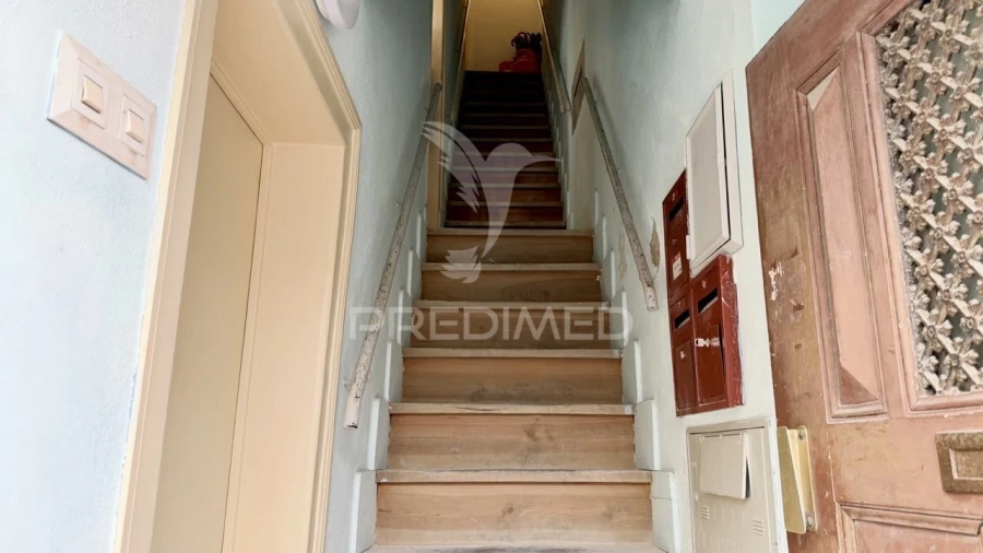 Apartamento T2 para Venda em Santo António Foto 35