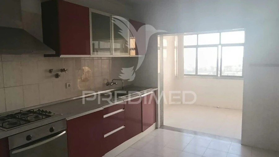 Apartamento T4 para Venda em Setubal (São Sebastião)