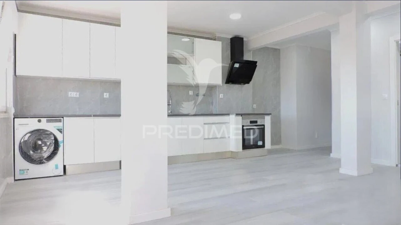 Apartamento T2 para Venda em Setubal (São Sebastião) Foto 3