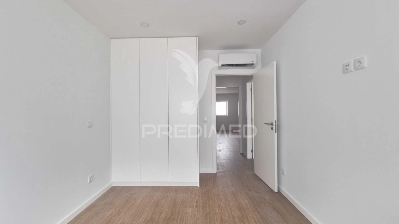 Apartamento T2 para Venda em Real, Dume e Semelhe Foto 15