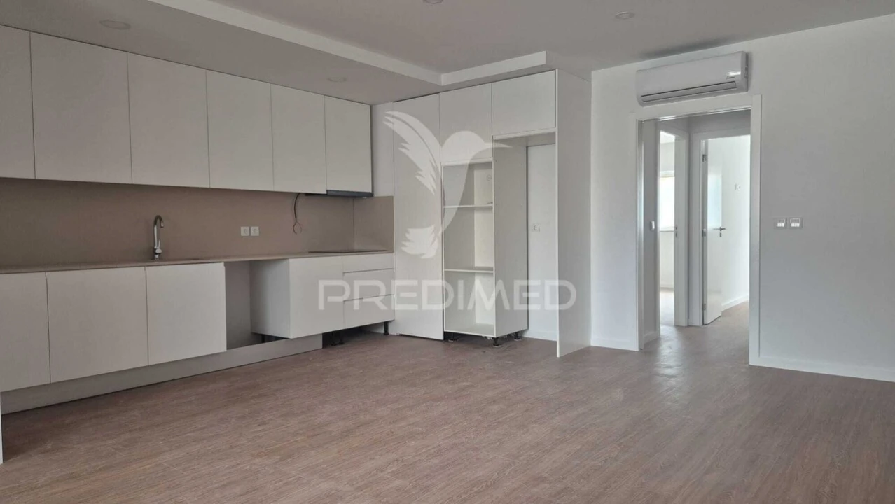 Apartamento T2 para Venda em Real, Dume e Semelhe Foto 1