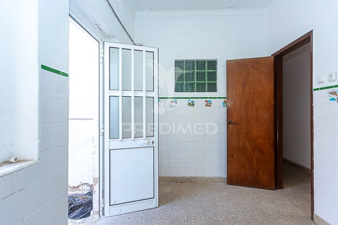 Apartamento T2 para Venda em Vila Real de Santo Antonio Foto 16