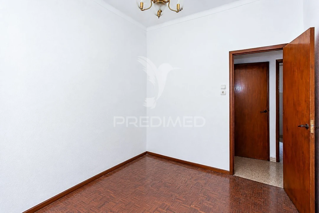 Apartamento T2 para Venda em Vila Real de Santo Antonio Foto 12
