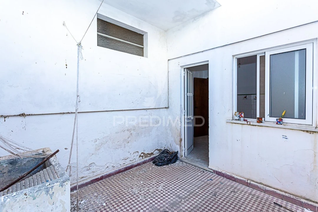 Apartamento T2 para Venda em Vila Real de Santo Antonio Foto 18