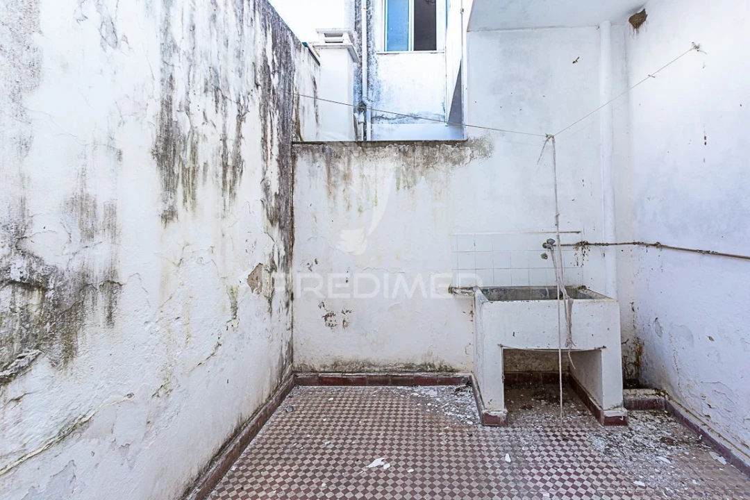 Apartamento T2 para Venda em Vila Real de Santo Antonio Foto 17