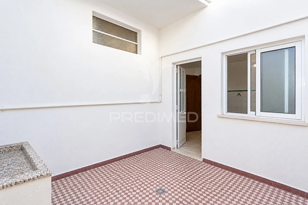 Apartamento T2 para Venda em Vila Real de Santo Antonio Foto 28
