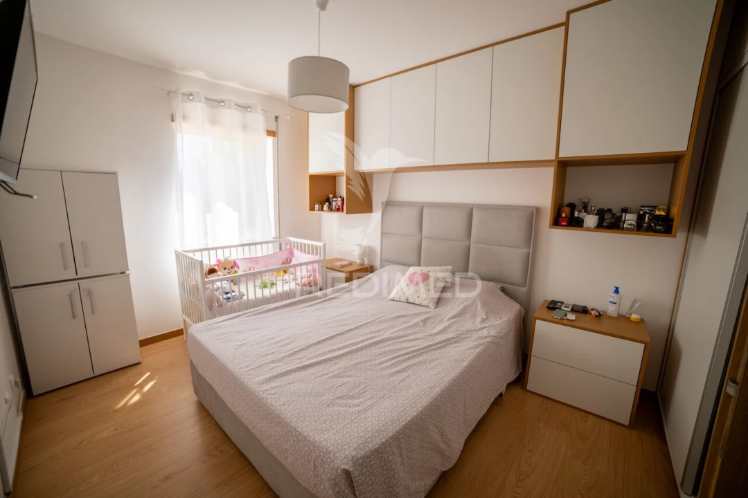Apartamento T3 para Venda em Sé e São Lourenço Foto 11