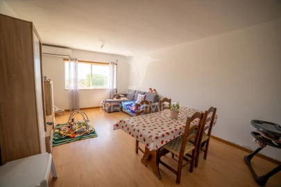 Apartamento T3 para Venda em Sé e São Lourenço