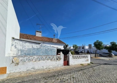 Moradia T1 para Venda em Malagueira e Horta das Figueiras