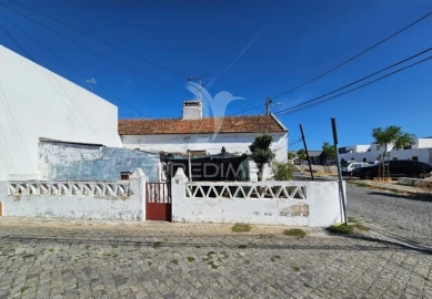 Moradia T1 para Venda em Malagueira e Horta das Figueiras