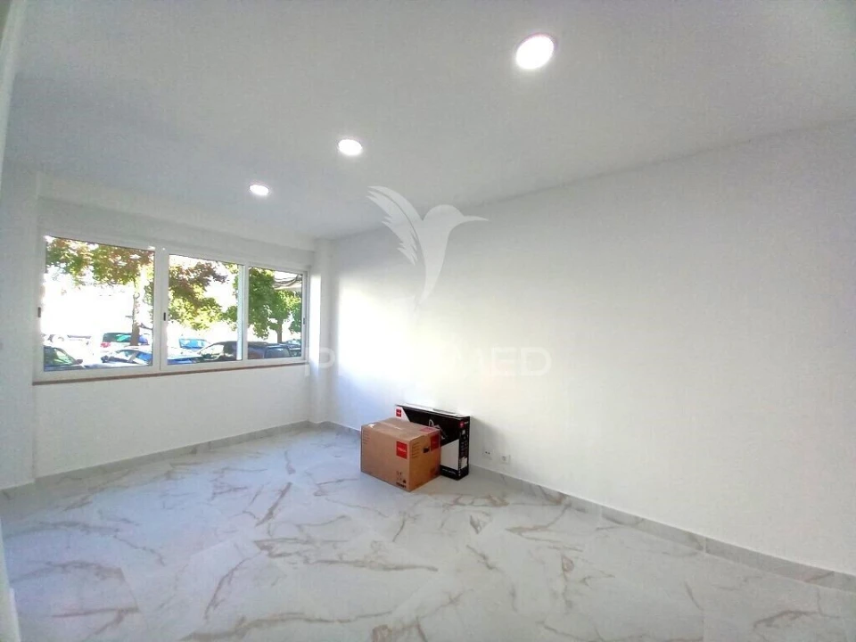 Apartamento T2 para Venda em Amora Foto 13