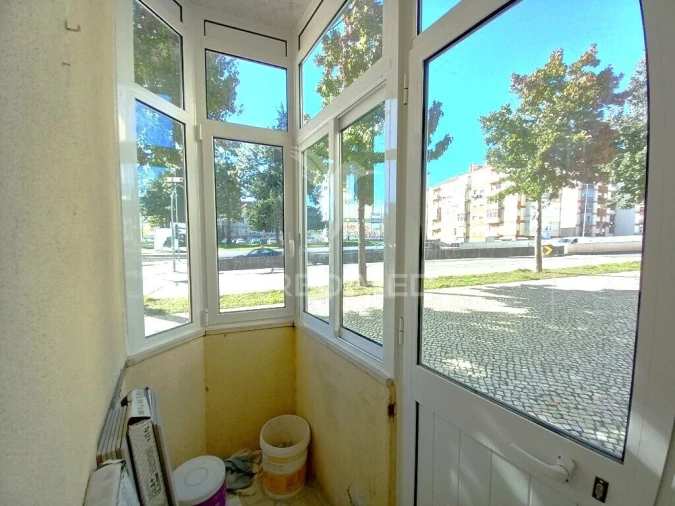 Apartamento T2 para Venda em Amora Foto 8