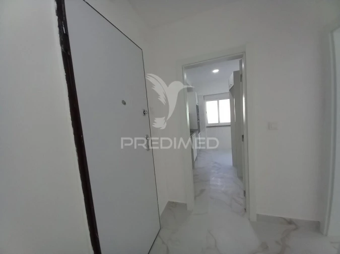 Apartamento T2 para Venda em Amora Foto 9
