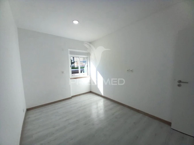 Apartamento T2 para Venda em Amora Foto 21