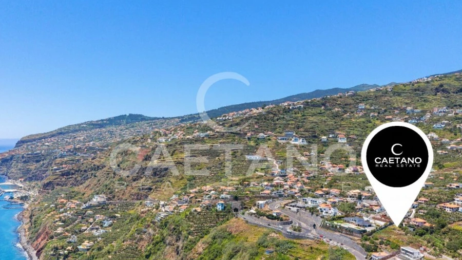 Terreno para Venda em Arco da Calheta
