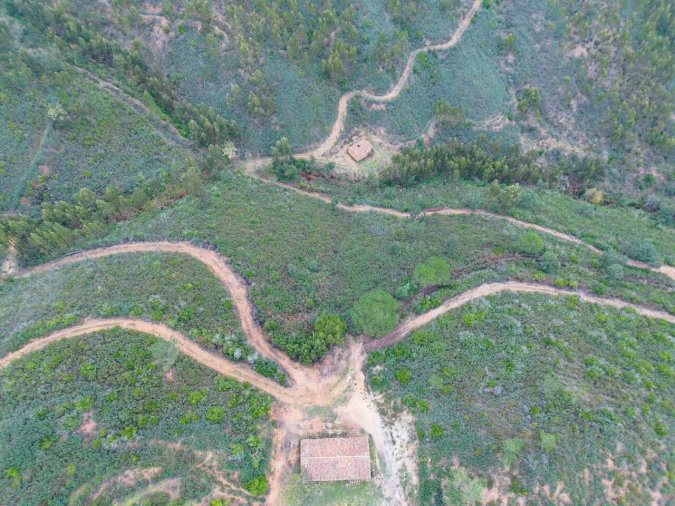 Quinta T0 para Venda em Monchique Foto 4