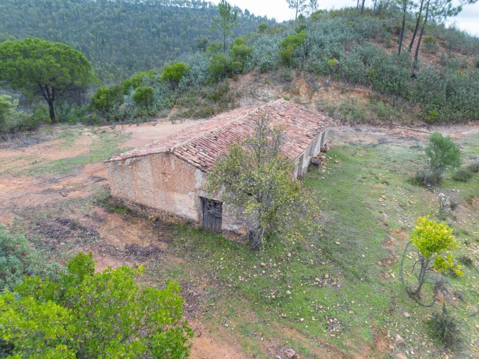 Quinta T0 para Venda em Monchique Foto 12