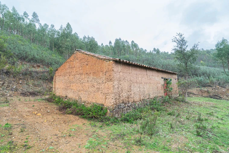 Quinta T0 para Venda em Monchique Foto 16