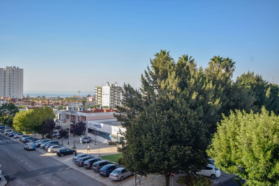Apartamento T3 para Venda em São Domingos de Rana Foto 28