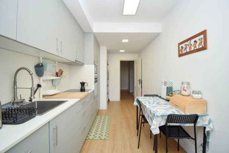 Apartamento T3 para Venda em São Domingos de Rana Foto 4