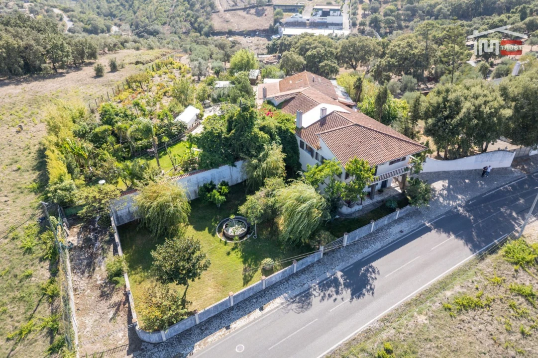 Moradia T5 para Venda em Atouguia Foto 35