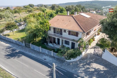 Moradia T5 para Venda em Atouguia