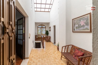 Moradia T5 para Venda em Atouguia